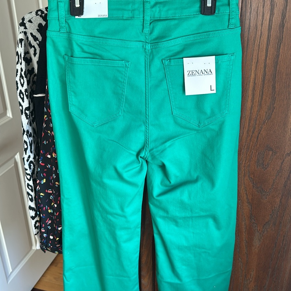 Zenana Outfitters Green Raw hem pant - Picture 4 of 4